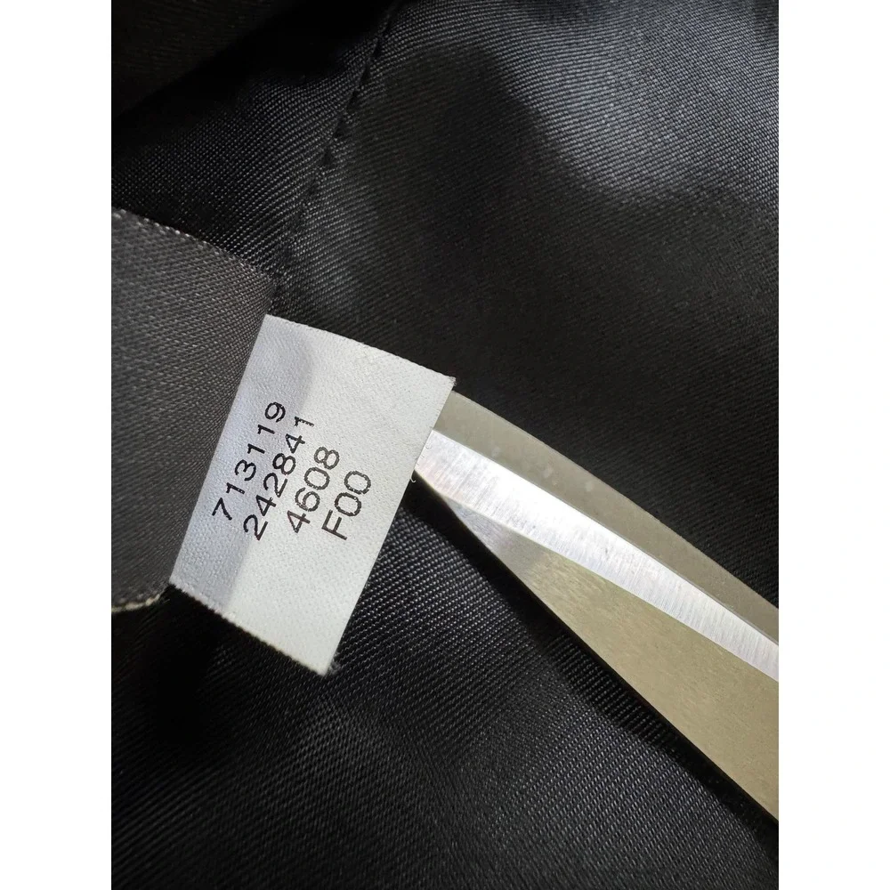 Banana Republic Men's Charcoal 100% Wool Suit 42R 34x31 Italy Business Formal